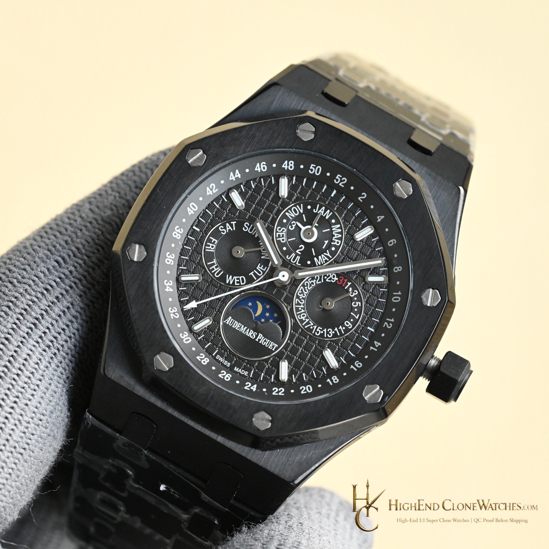Audemars Piguet Black Ceramic 26579 True Moon Phase super clone watch bezel detail