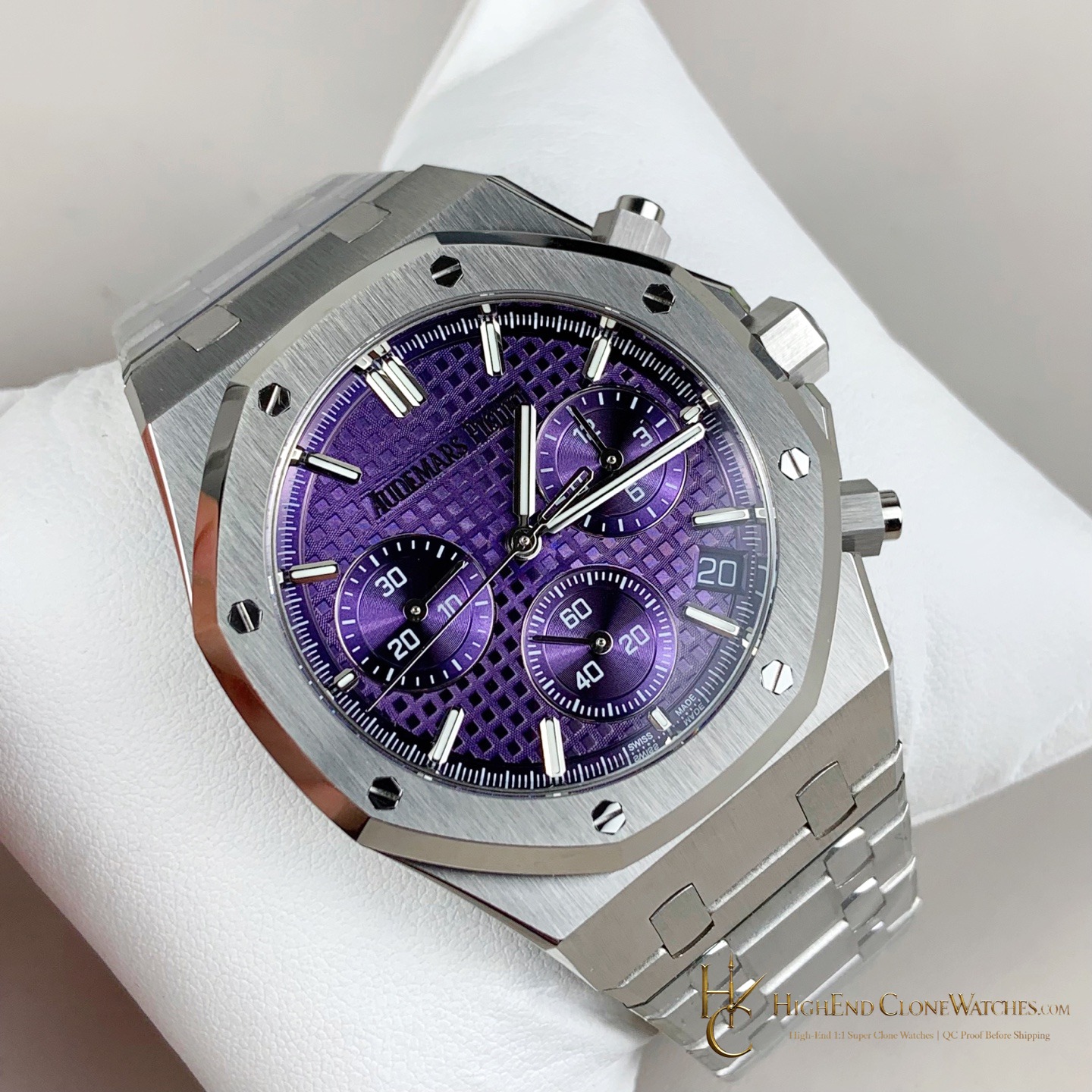 Audemars Piguet Purple Dial 26240 Royal Oak Selfwinding Chronograph super clone watch front view