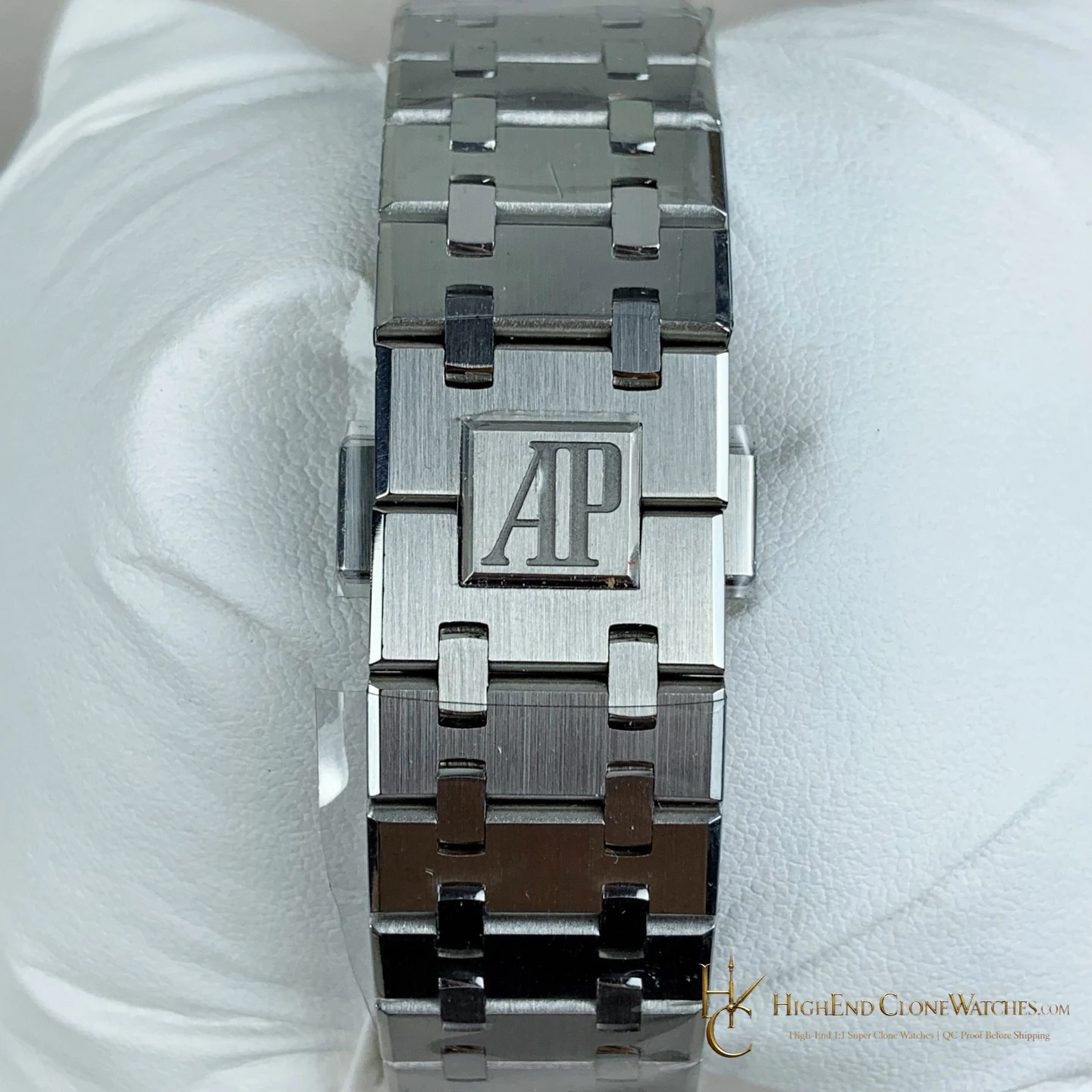 Audemars Piguet Purple Dial 26240 Royal Oak Selfwinding Chronograph super clone watch caseback detail