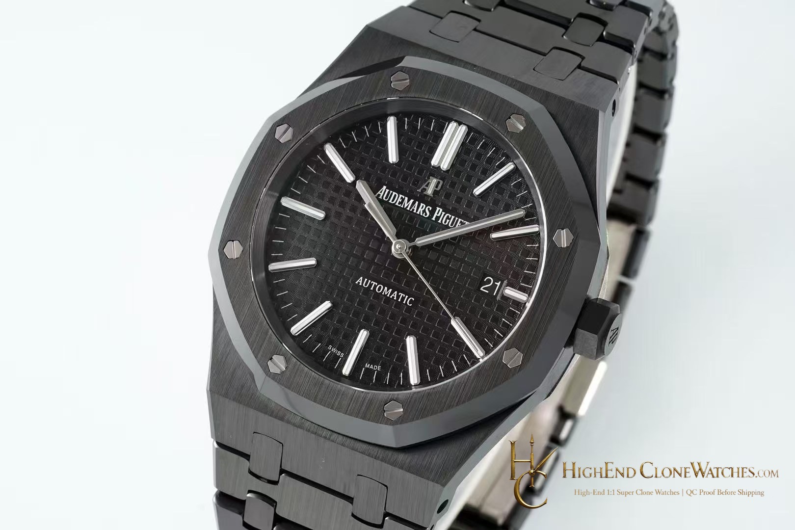Audemars Piguet Royal Oak 15400 Black Ceramic Black Dial super clone watch bezel detail