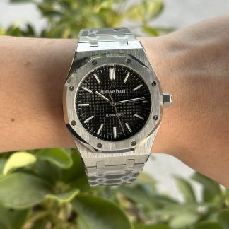 Audemars Piguet Royal Oak 15400 Black Dial super clone watch front view