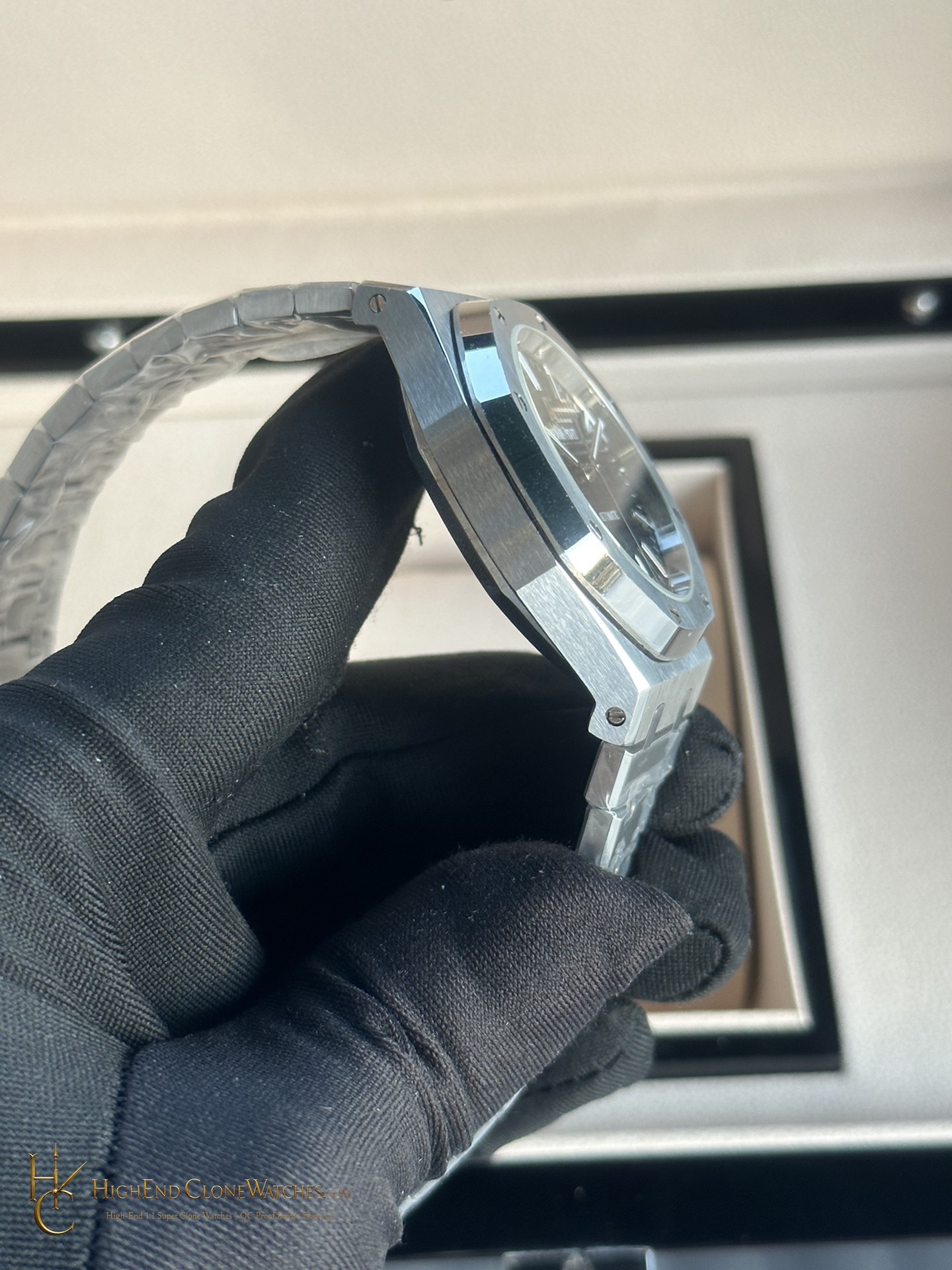 Audemars Piguet Royal Oak 15400 Black Dial super clone watch caseback detail