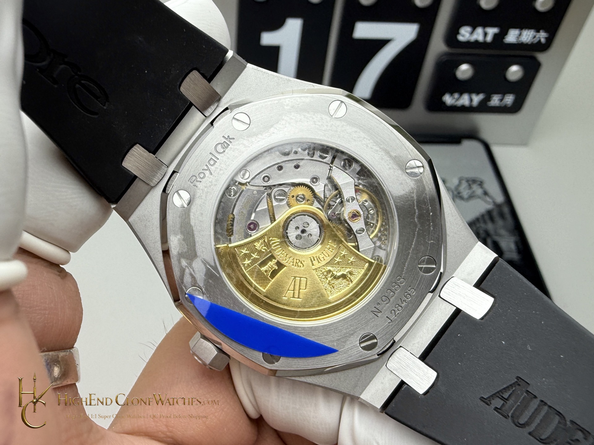 Audemars Piguet Royal Oak 15400 Blue Dial Rubber Strap super clone watch angled view
