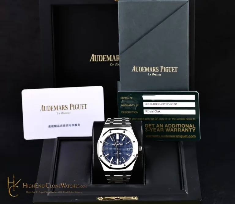Audemars Piguet Royal Oak 15400 Blue Dial super clone watch dial detail
