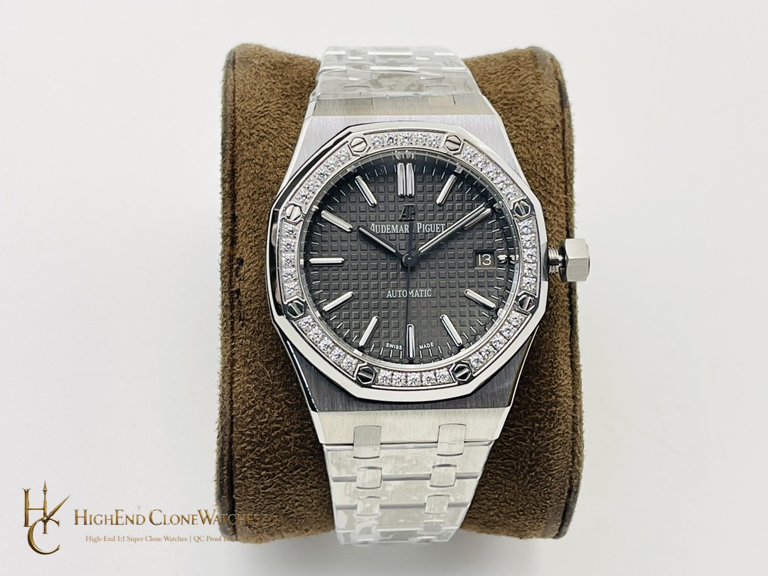 Audemars Piguet Royal Oak 15451ST Black Dial 37mm super clone watch front view