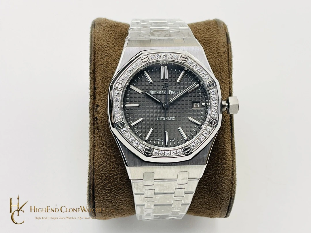 Audemars Piguet Royal Oak 15451ST Black Dial 37mm super clone watch front view