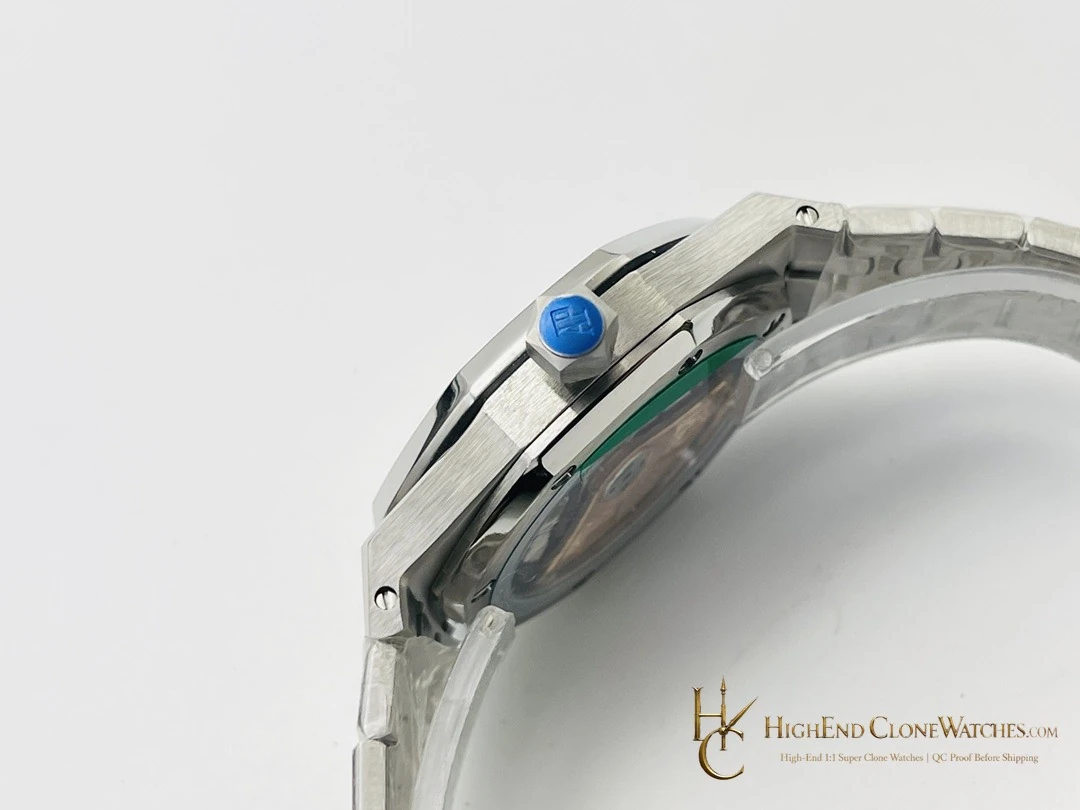 Audemars Piguet Royal Oak 15451ST Blue Dial 37mm super clone watch bracelet or strap fit
