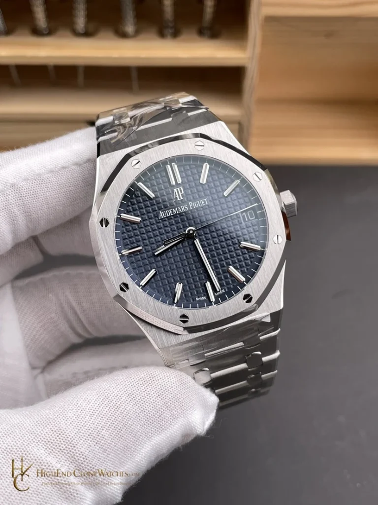 Audemars Piguet Royal Oak 15500 Blue Dial super clone watch dial detail