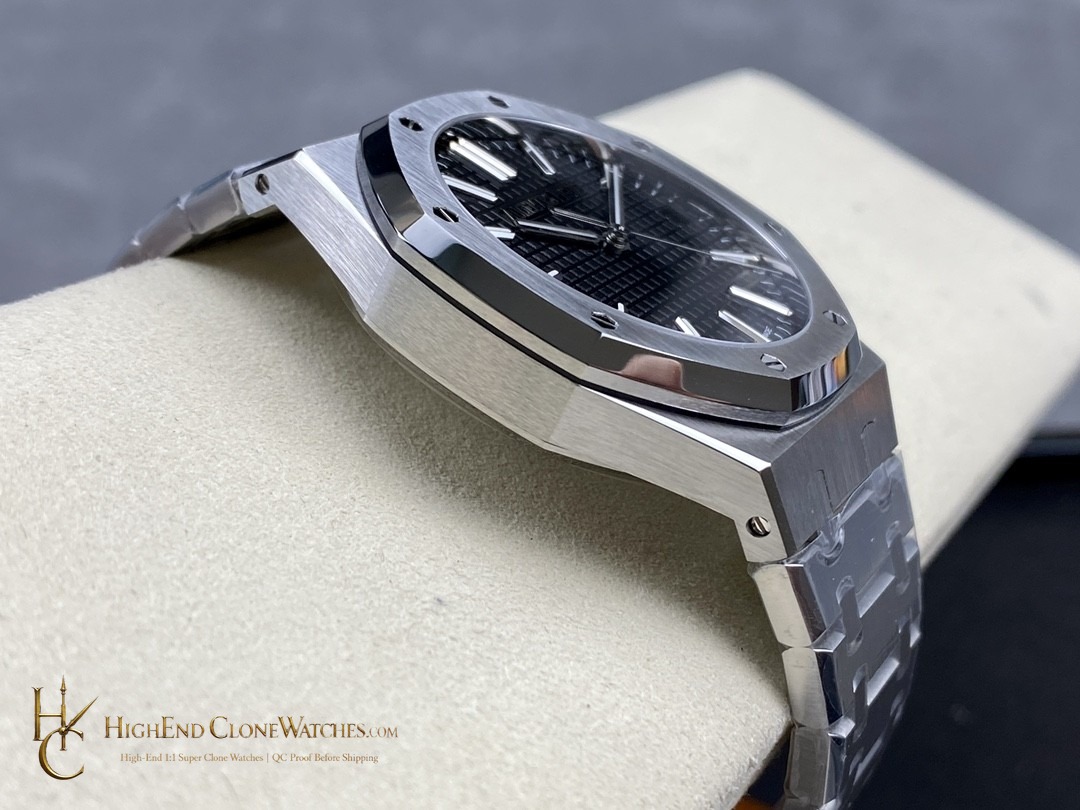 Audemars Piguet Royal Oak 15510 Black Dial 41mm Selfwinding super clone watch clasp detail