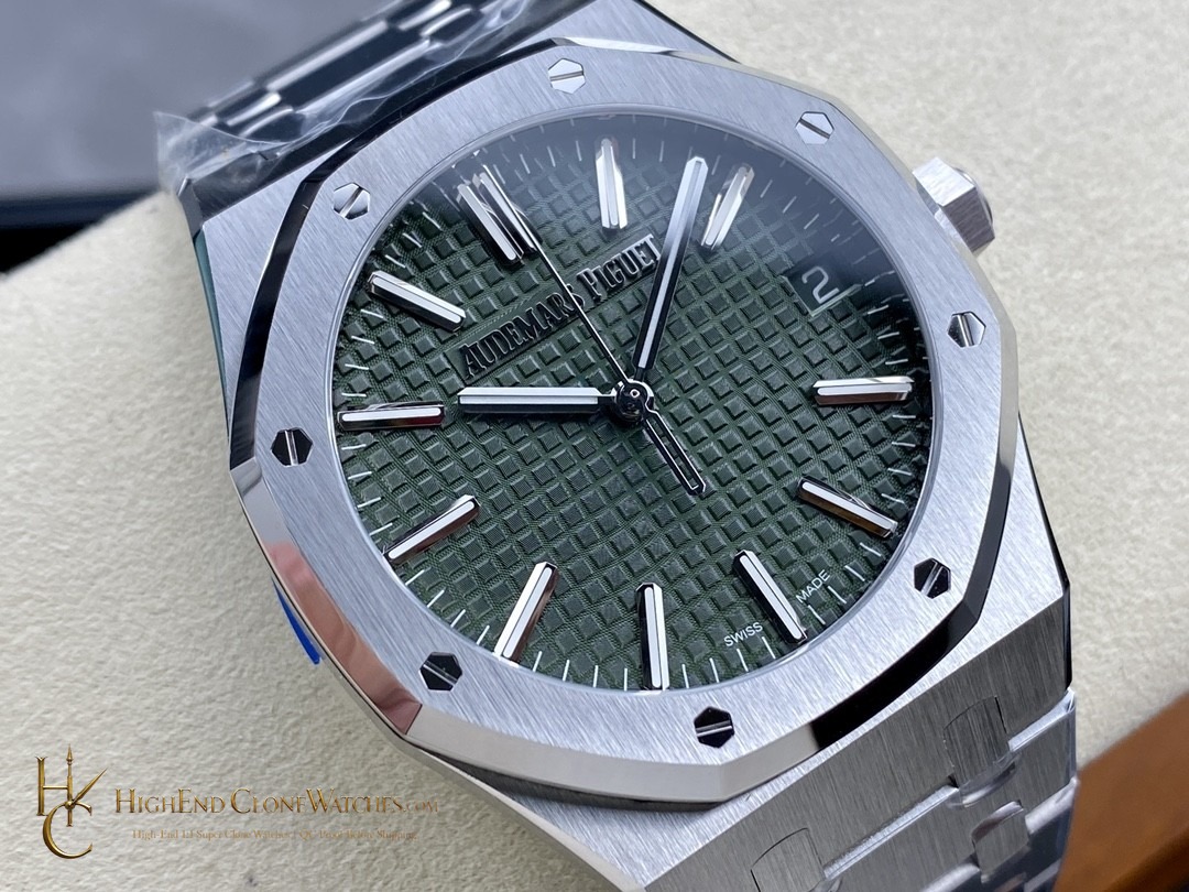 Audemars Piguet Royal Oak 15510 Green Dial 41mm Selfwinding super clone watch dial detail