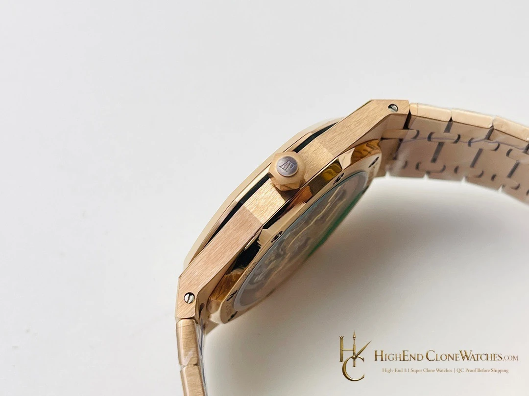 Audemars Piguet Royal Oak 18K Gold 15202BA 39mm super clone watch bracelet or strap fit
