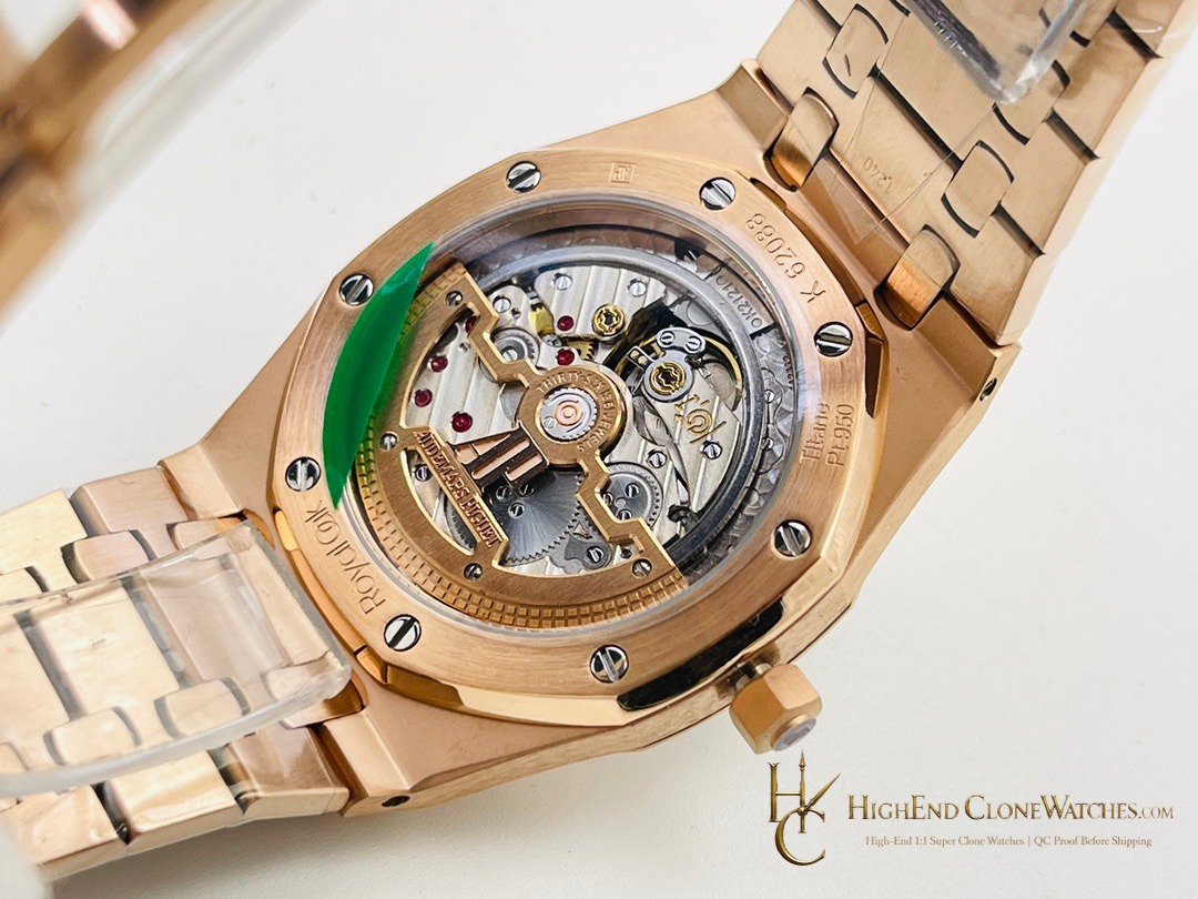 Audemars Piguet Royal Oak 18K Gold 15202BA 39mm super clone watch caseback detail
