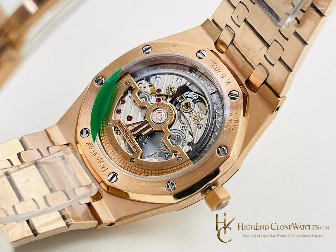 Audemars Piguet Royal Oak 18K Gold 15202BA 39mm super clone watch caseback detail
