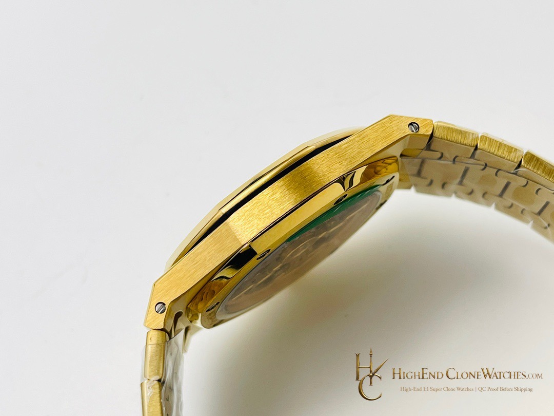 Audemars Piguet Royal Oak 18K Gold 15450BA Blue Dial 37mm super clone watch clasp detail