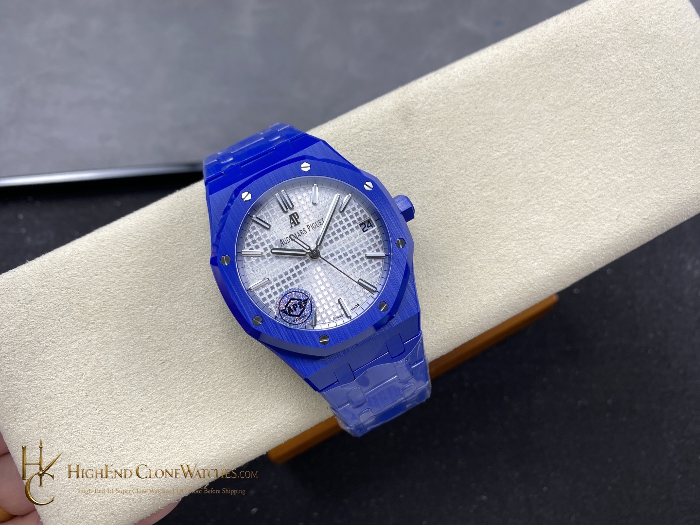 Audemars Piguet Royal Oak Blue Ceramic 15500 White Dial super clone watch side case profile