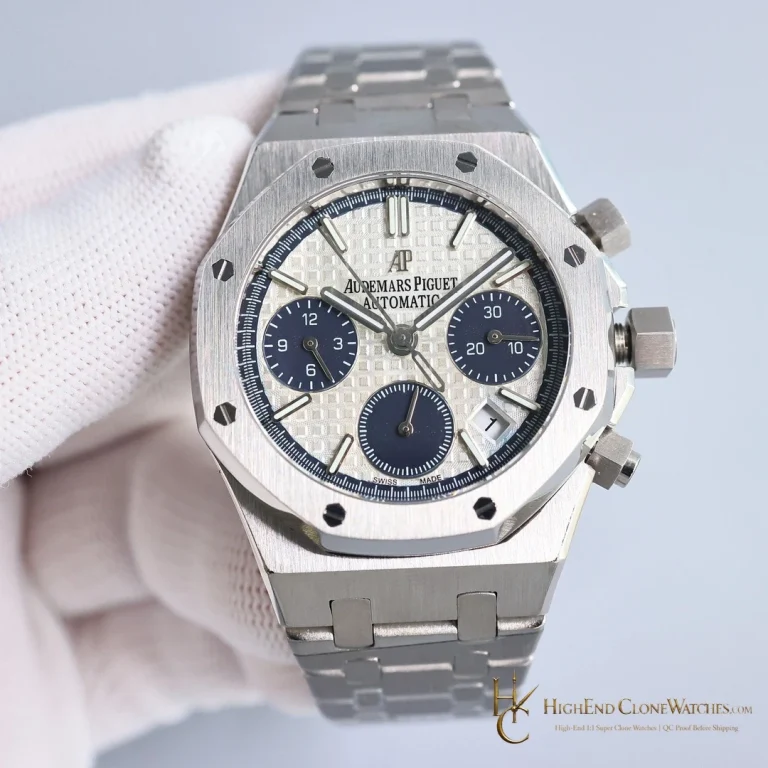 Audemars Piguet Royal Oak Chronograph 26315ST.OO.1256ST.01 Silver&Blue Dial 38mm super clone watch front view