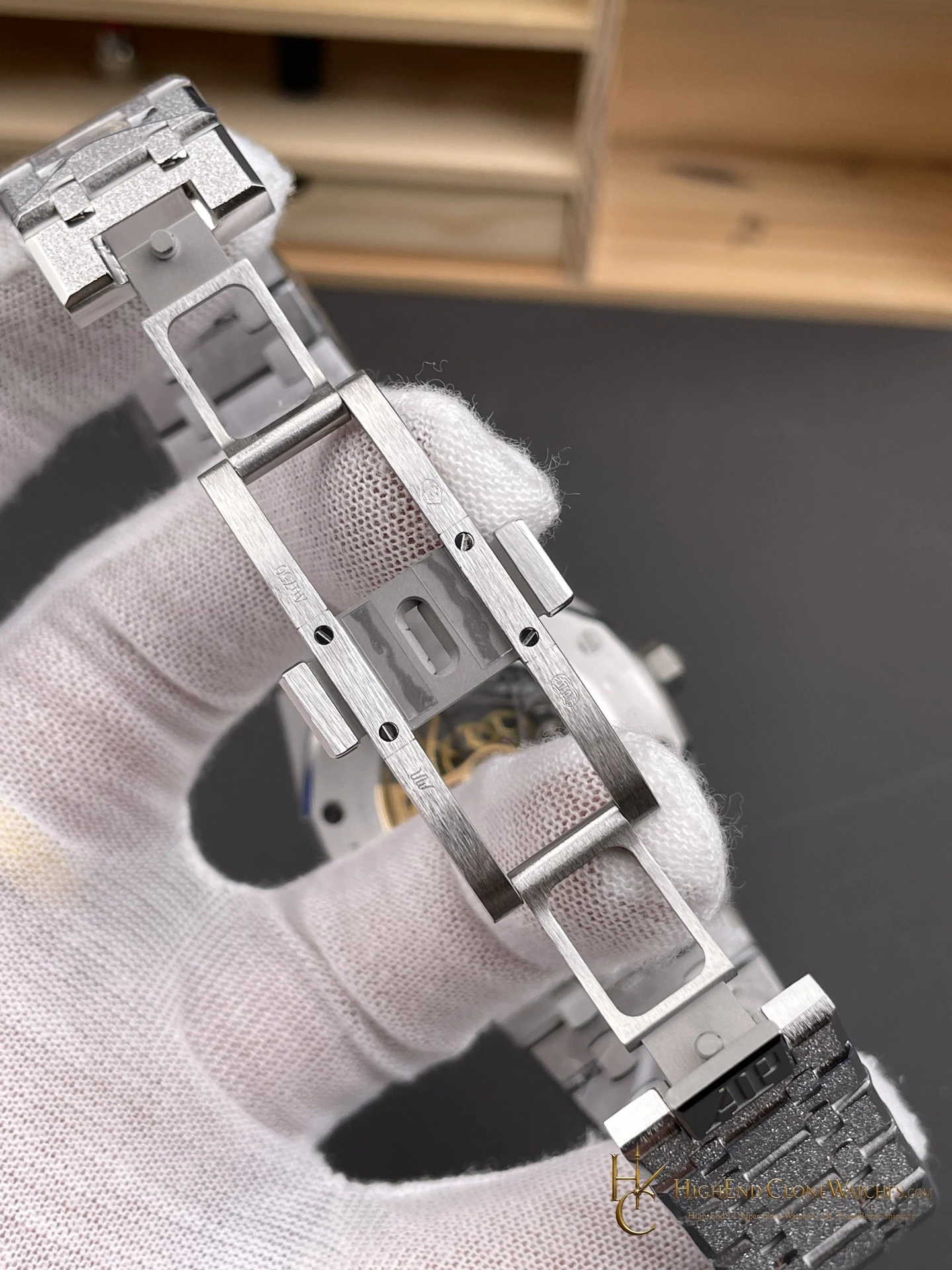 Audemars Piguet Royal Oak Frost 15407 Skeleton Dial super clone watch caseback detail