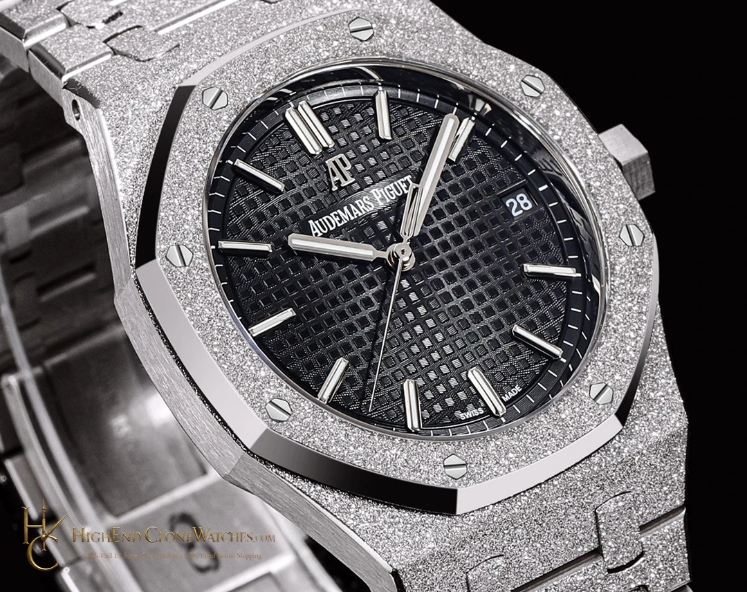 Audemars Piguet Royal Oak Frost 15500 Black Dial super clone watch bracelet or strap fit
