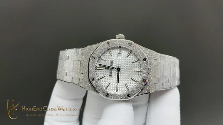 Audemars Piguet Royal Oak Frost 15500 White Dial super clone watch dial detail