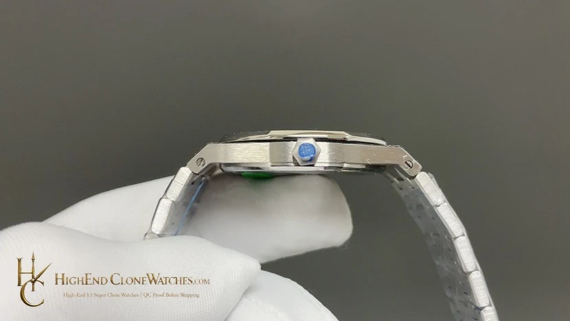Audemars Piguet Royal Oak Frost 15500 White Dial super clone watch side case profile