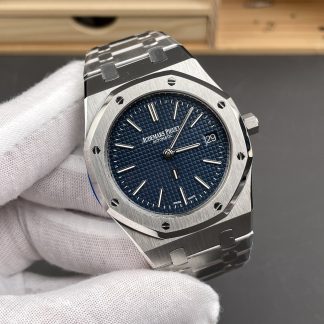 Audemars Piguet Royal Oak Jumbo Extra-Thin 15202ST 39mm super clone watch dial detail