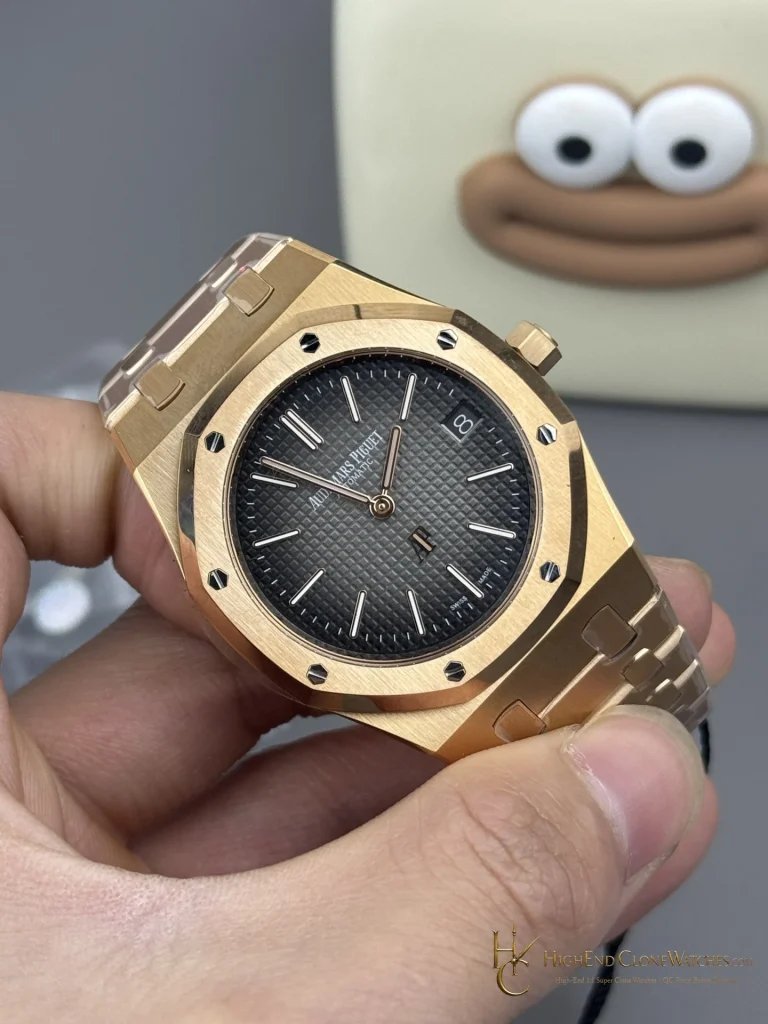 Audemars Piguet Royal OakJumbo Extra-Thin 50th Anniversary 16202 Smoked Grey Dial 39mm super clone watch dial detail