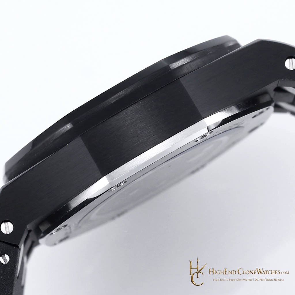 Audemars Piguet Royal Oak Offshore 15600 44mm Black Music Dial super clone watch caseback detail