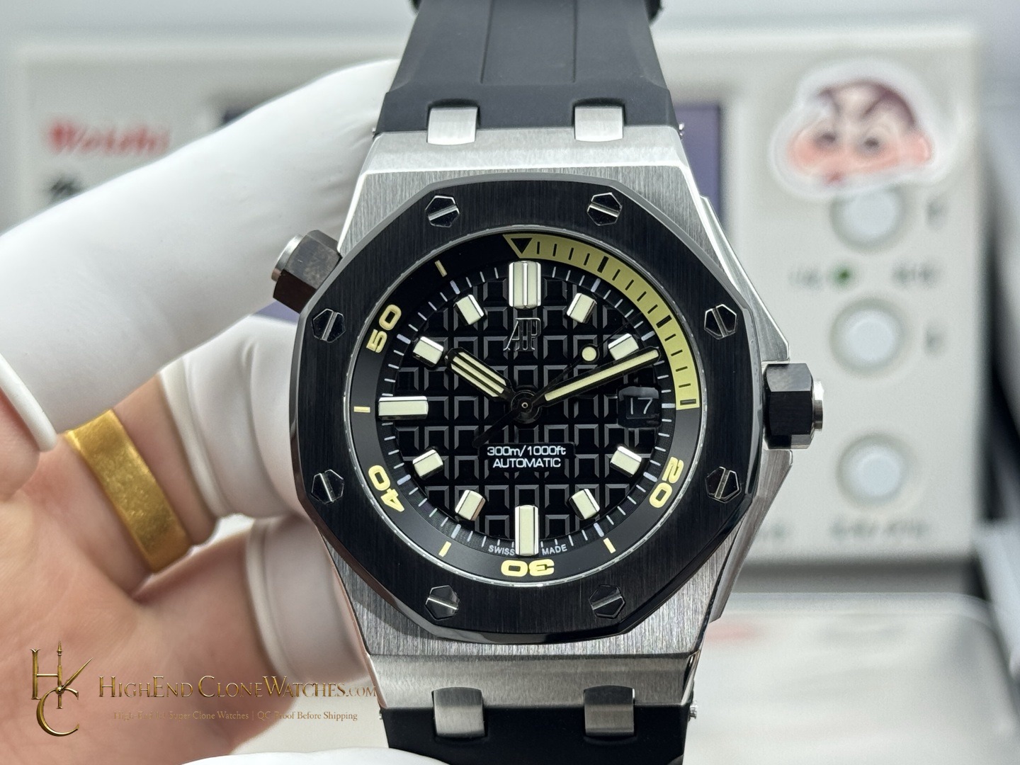 Audemars Piguet Royal Oak Offshore 15720 Black Dial super clone watch front view