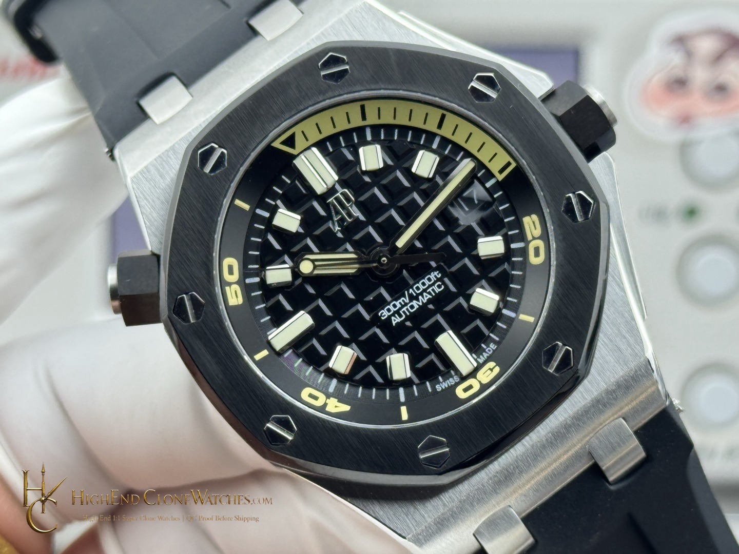 Audemars Piguet Royal Oak Offshore 15720 Black Dial super clone watch side case profile