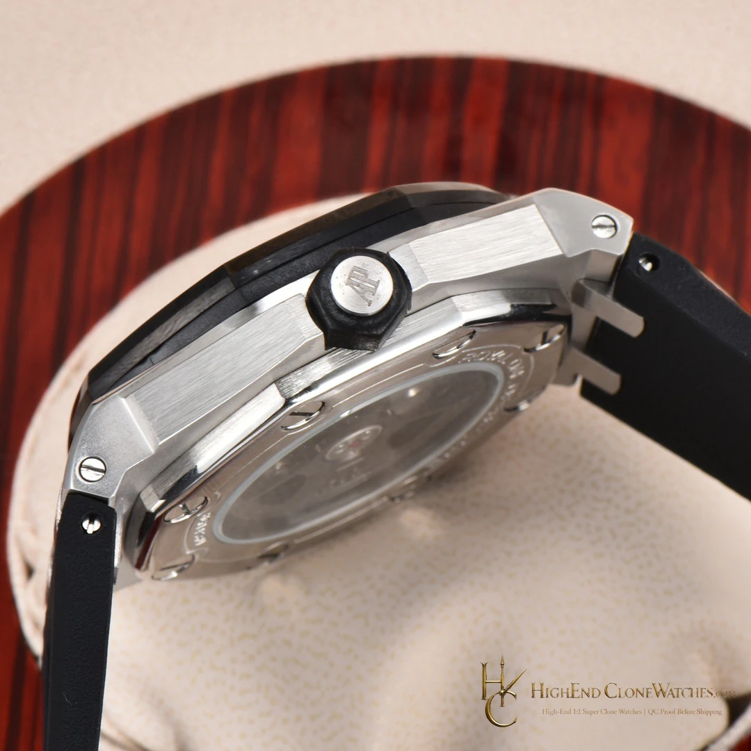 Audemars Piguet Royal Oak Offshore 15720 black dial rubber strap super clone watch - product view 6