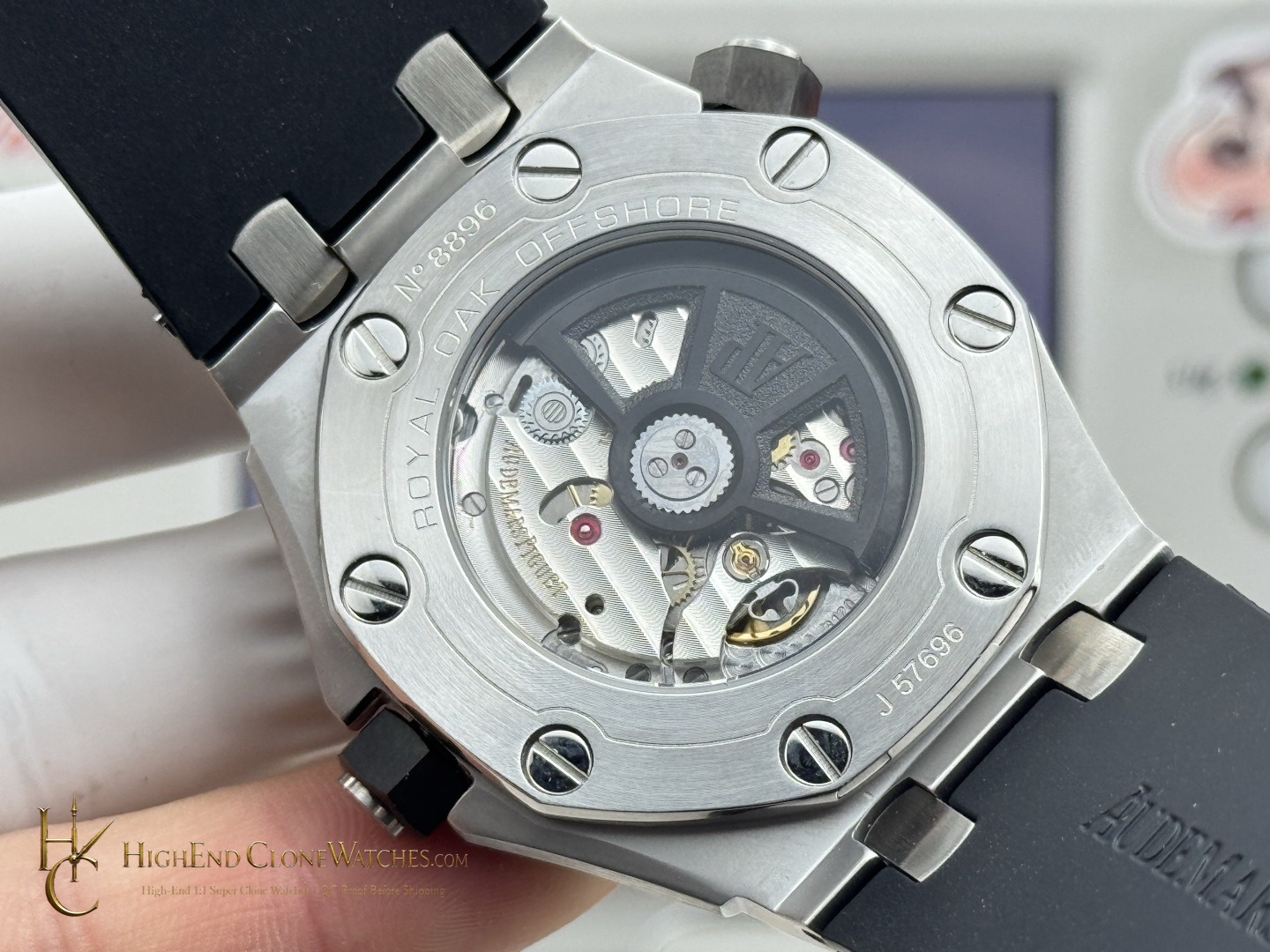 Audemars Piguet Royal Oak Offshore 15720 Black Dial super clone watch wrist shot
