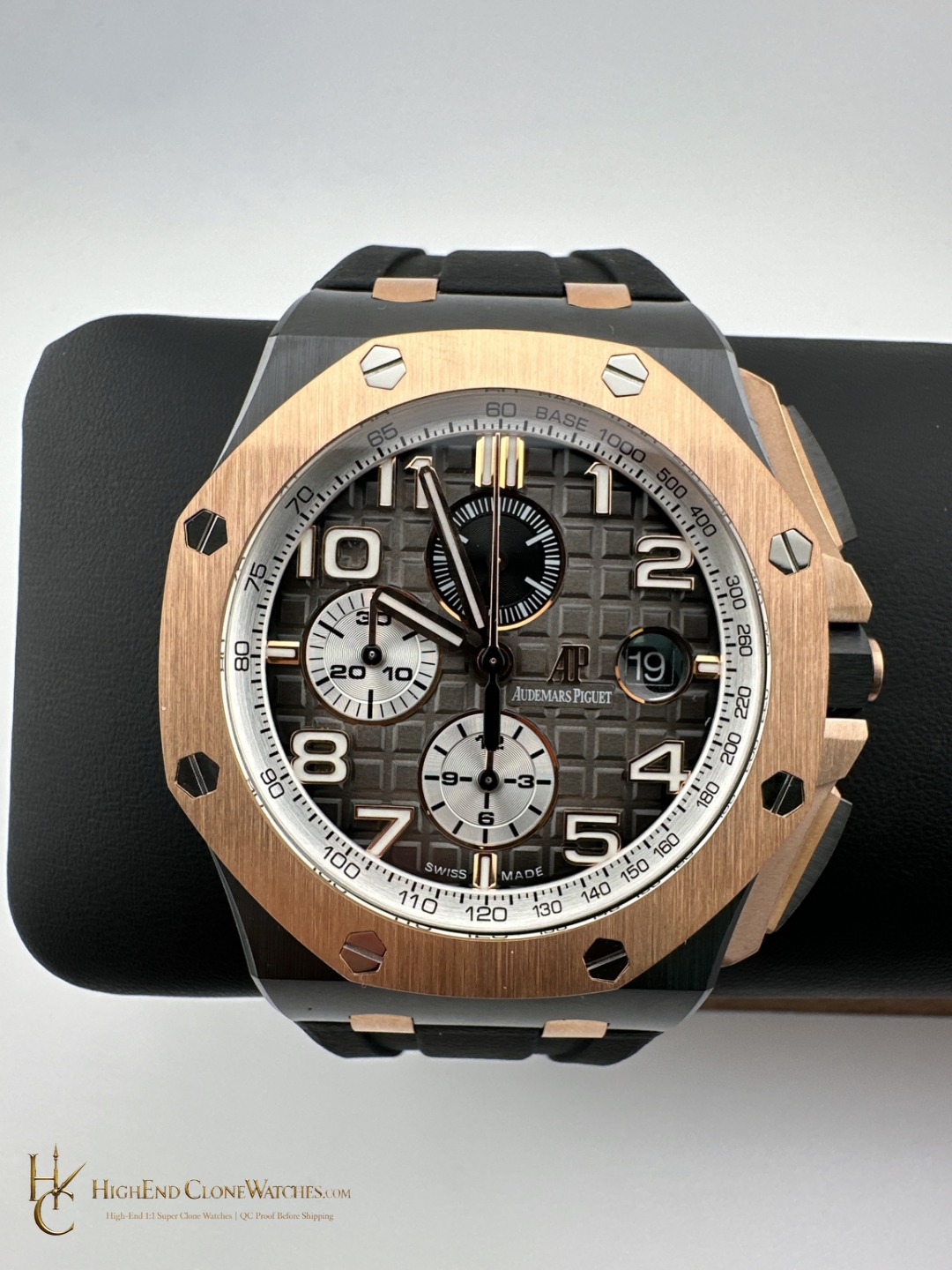 Audemars Piguet Royal Oak Offshore Chronograph Rose Gold 26405NR 44mm super clone watch front view