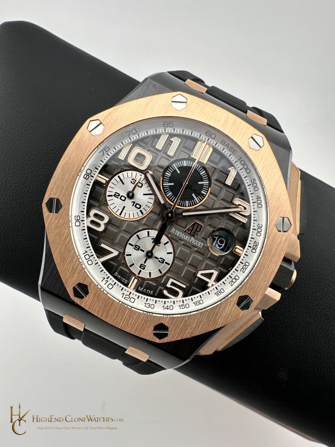 Audemars Piguet Royal Oak Offshore Chronograph Rose Gold 26405NR 44mm super clone watch bezel detail