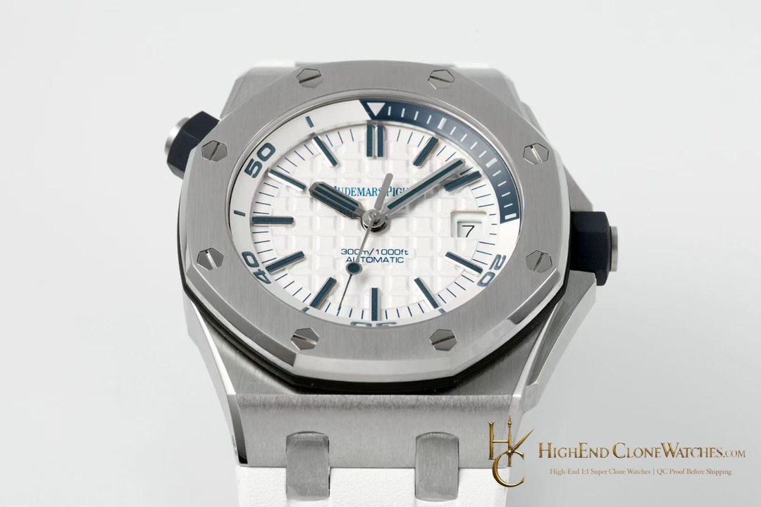 Audemars Piguet Royal Oak Offshore Diver 15710 White Dial super clone watch side case profile
