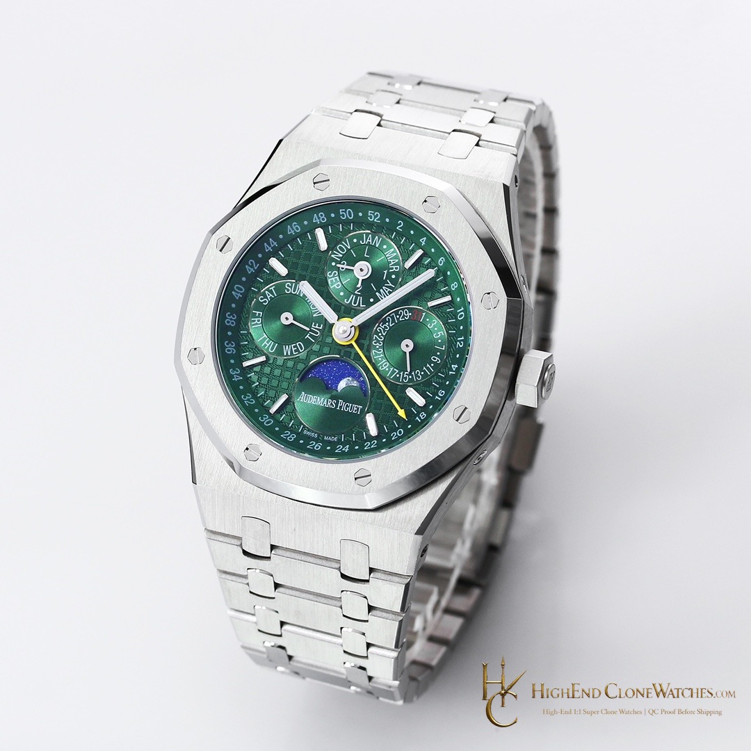 Audemars Piguet Royal Oak Perpetual Calendar Green Dial 26606ST 41mm super clone watch bezel detail