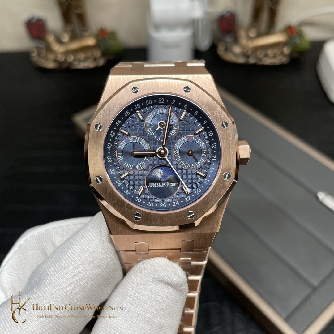 Audemars Piguet Royal Oak Perpetual Calendar Rose Gold Blue Dial 26574OR 41mm super clone watch bezel detail