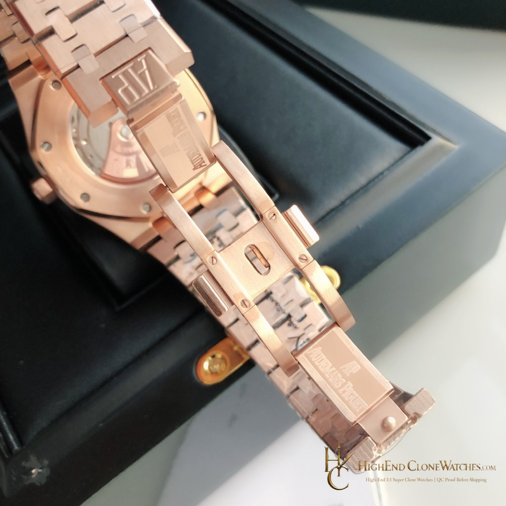 Audemars Piguet Royal Oak Rose Gold 15500 Black Dial super clone watch angled view