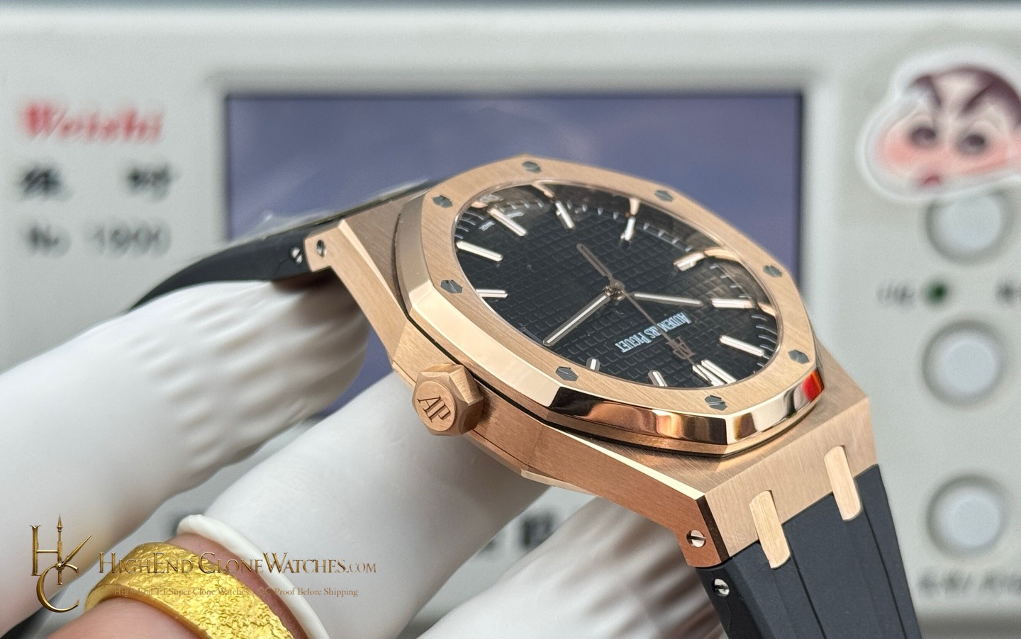 Audemars Piguet Royal Oak Rose Gold 15500 Black Dial super clone watch clasp detail