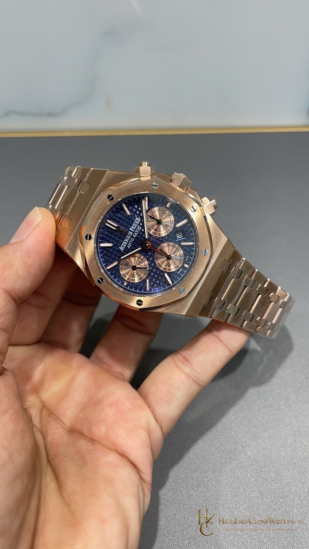Audemars Piguet Royal Oak Rose Gold 26239 Blue Dial super clone watch dial detail