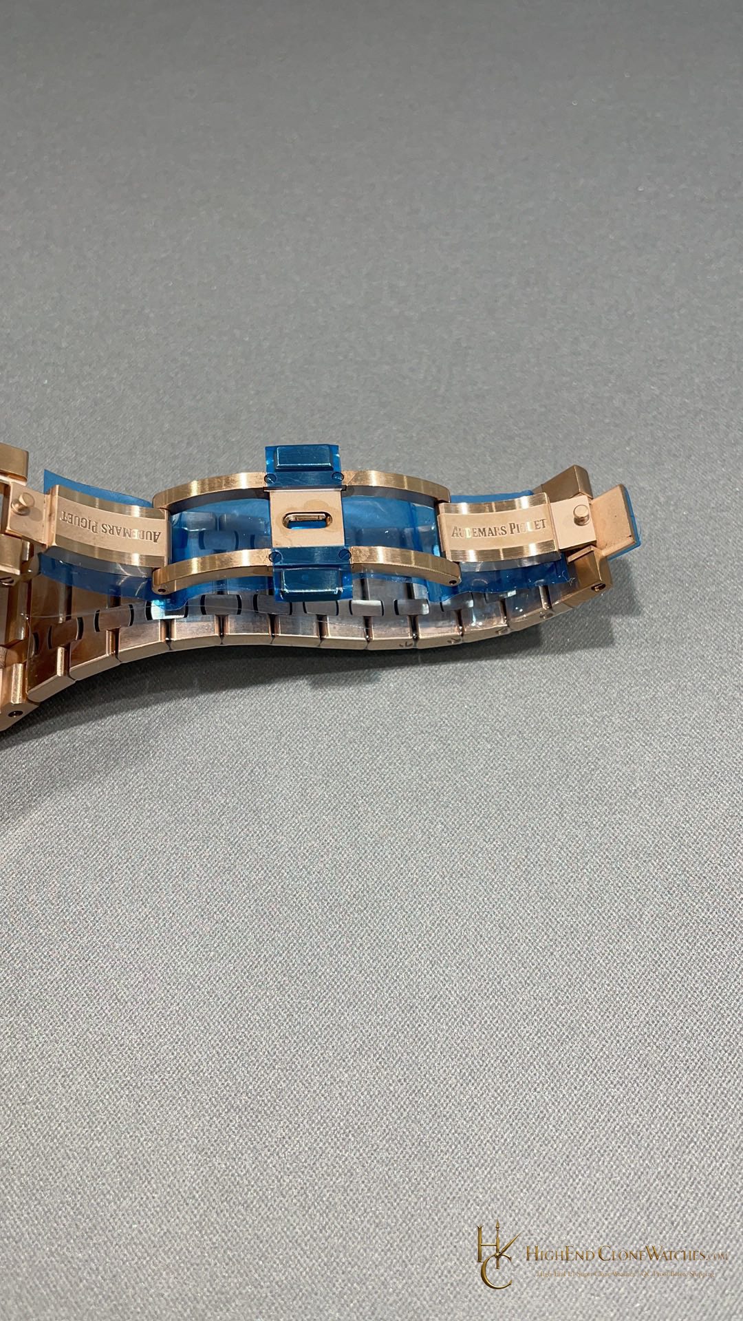 Audemars Piguet Royal Oak Rose Gold 26239 Blue Dial super clone watch bracelet or strap fit
