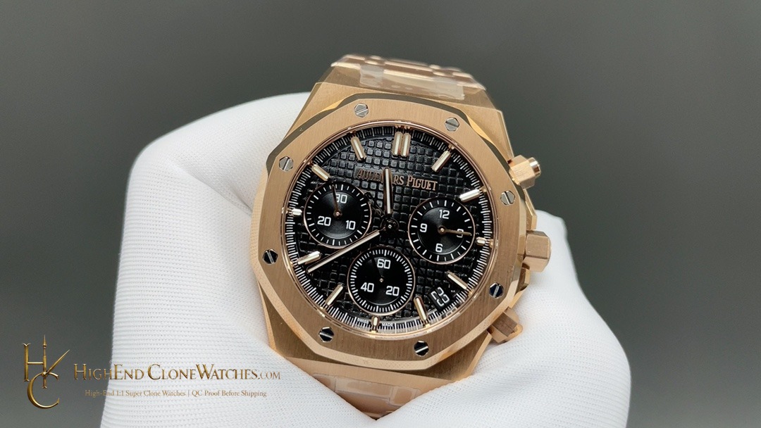 Audemars Piguet Royal Oak Rose Gold 26240 Black Dial super clone watch bezel detail