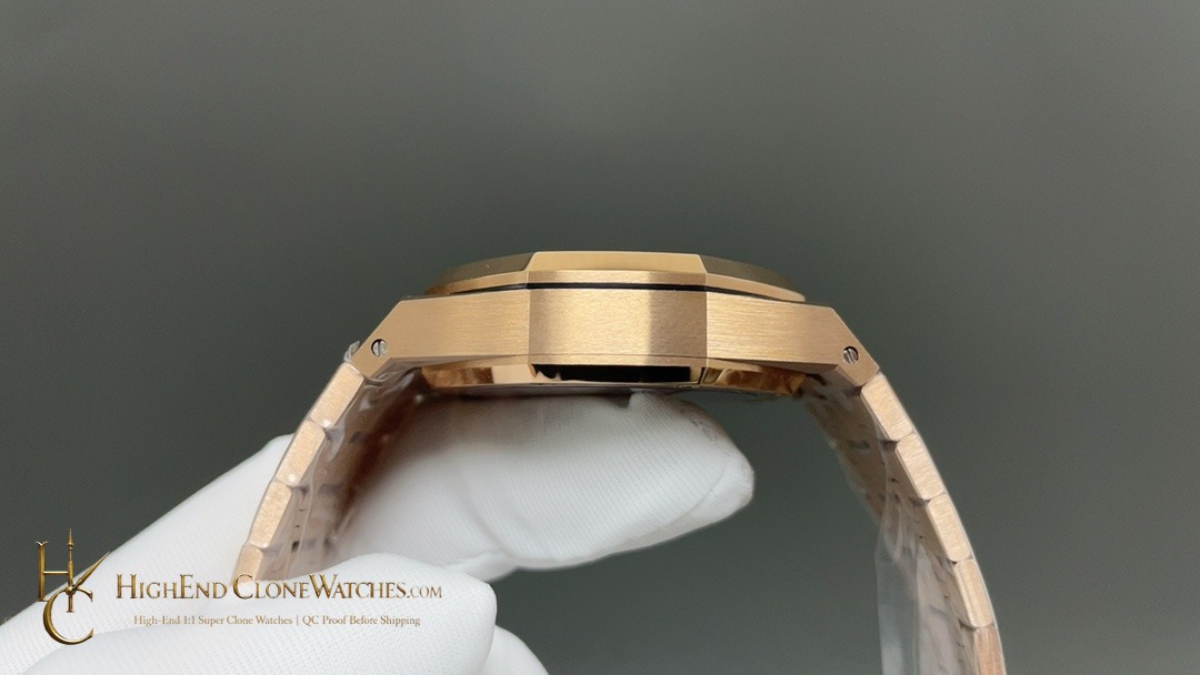 Audemars Piguet Royal Oak Rose Gold 26240 Black Dial super clone watch bracelet or strap fit