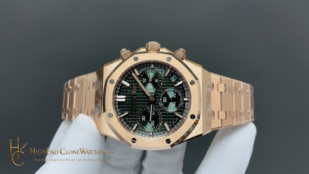 Audemars Piguet Royal Oak Rose Gold 26240 Green Dial super clone watch dial detail