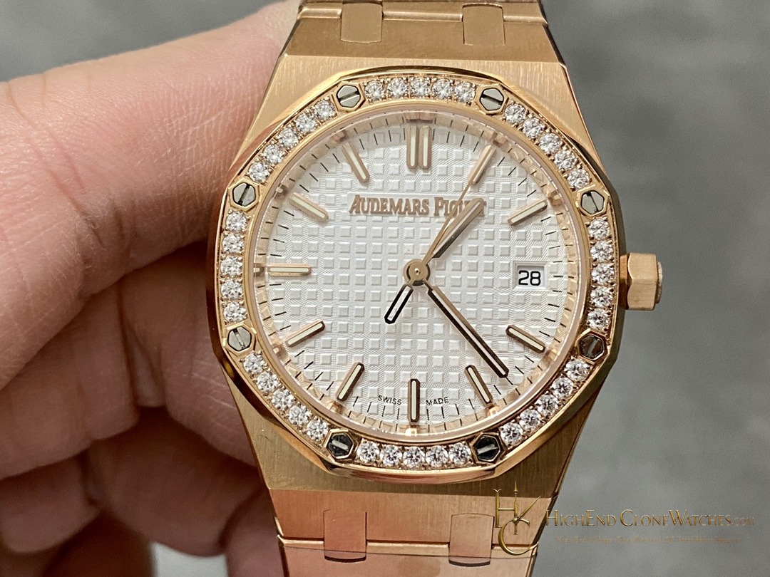 Audemars Piguet Royal Oak Selfwinding 77351OR 34mm super clone watch front view