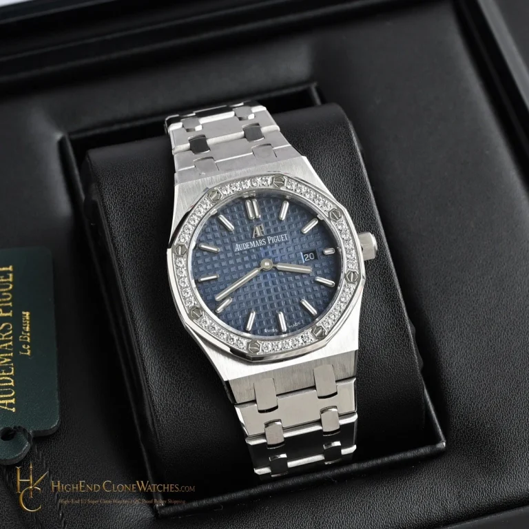 Audemars Piguet Royal Oak Selfwinding 77351ST 34mm super clone watch dial detail
