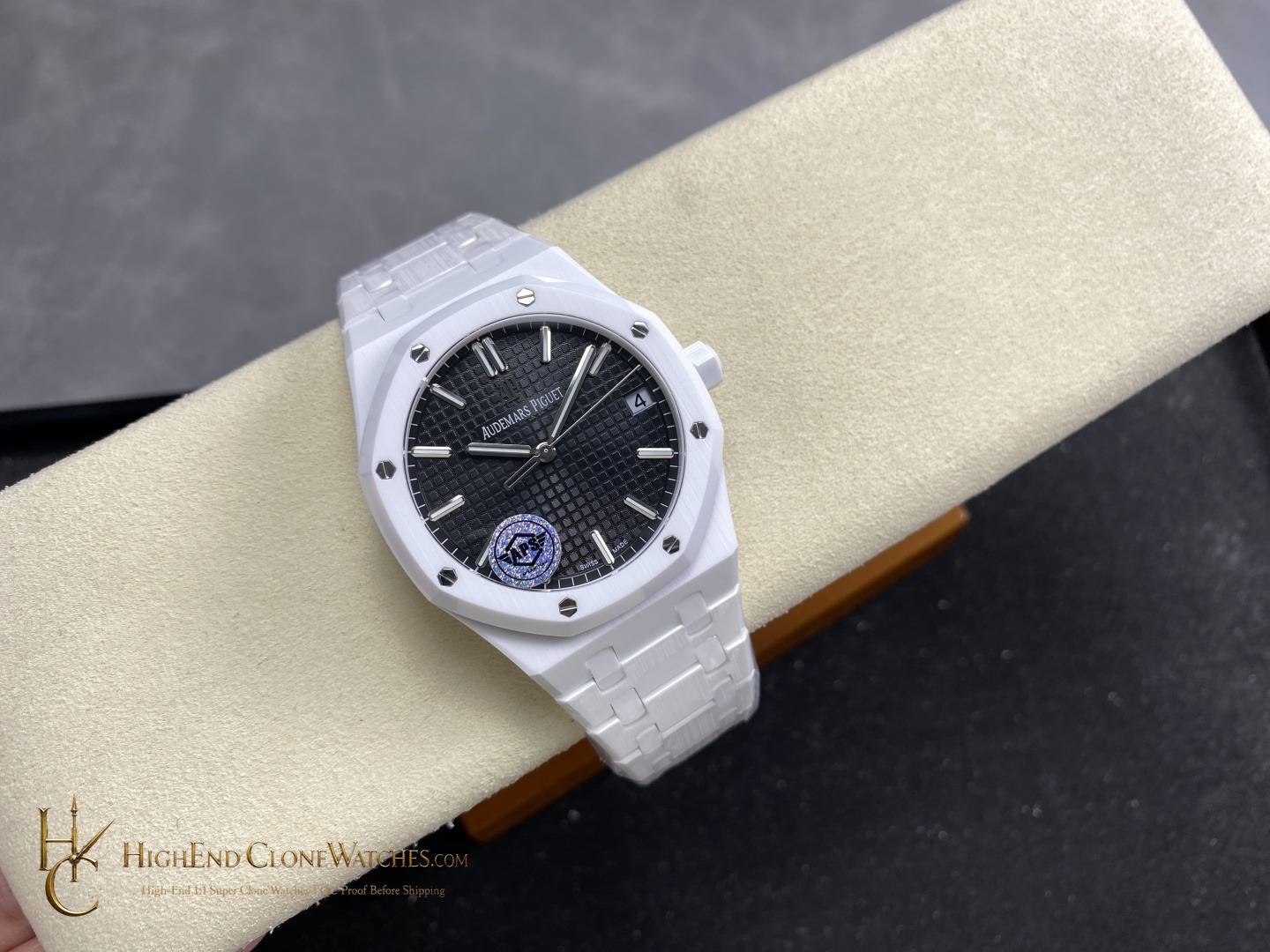 Audemars Piguet Royal Oak White Ceramic 15500 Black Dial 41mm super clone watch side case profile