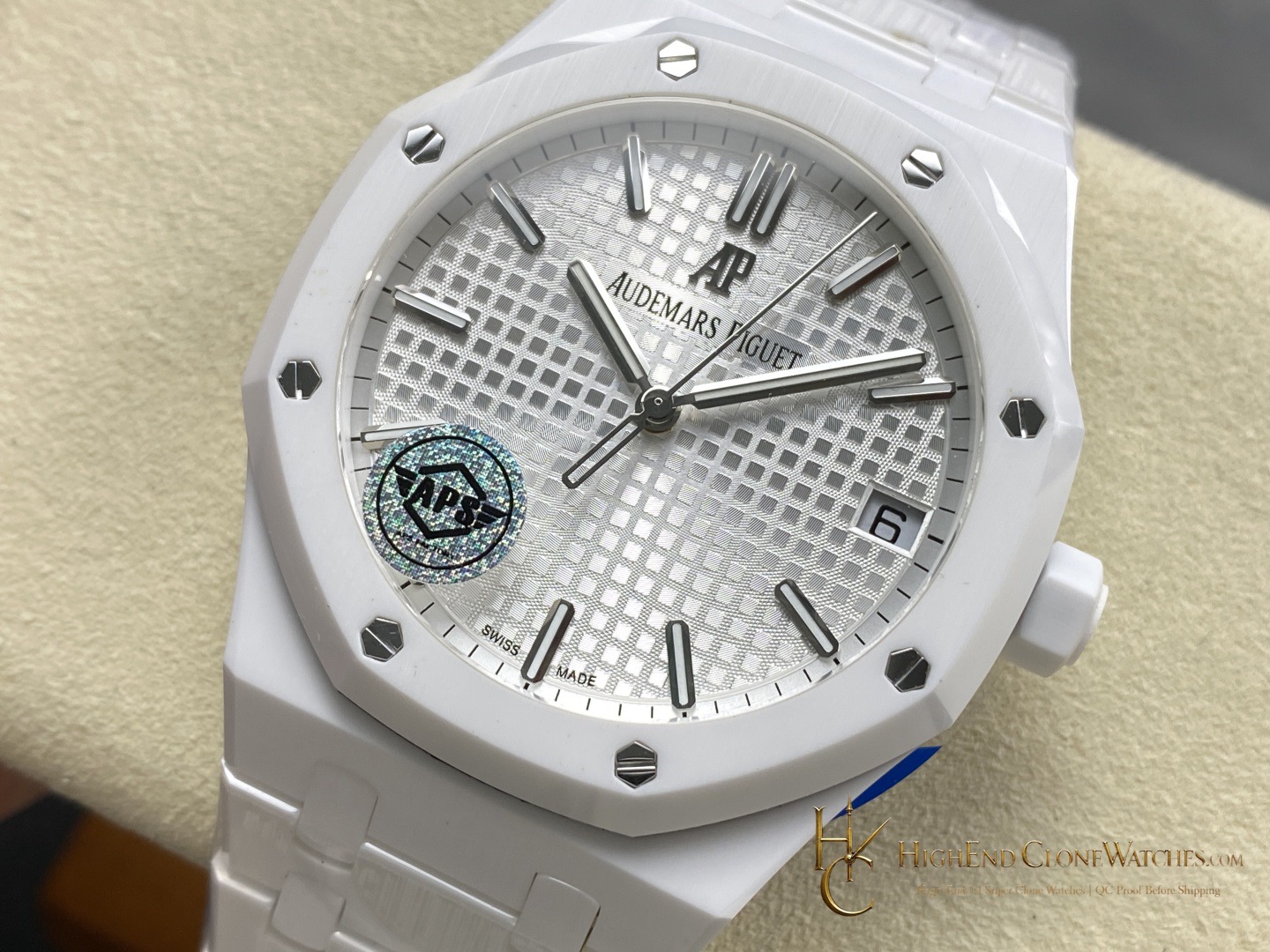 Audemars Piguet Royal Oak dial and marker detail super clone watch
