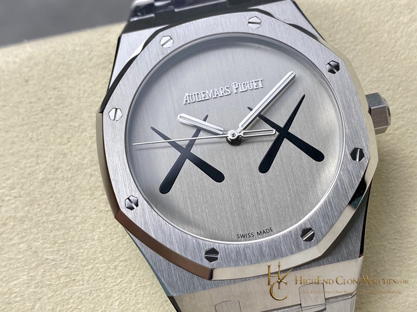 Audemars Piguet Royal Oak x Kaws Silver XX Dial 41mm super clone watch dial detail