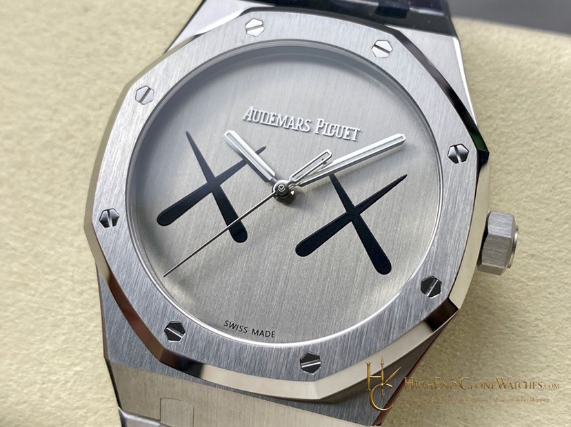 Audemars Piguet Royal Oak x Kaws Silver XX Dial 41mm super clone watch bezel detail