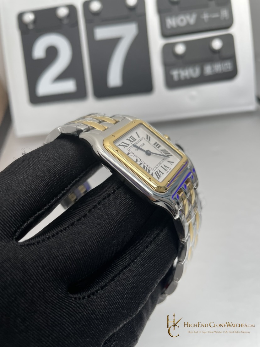 Cartier Panthere de Cartier W2PN0007 dial and bezel detail super clone watch